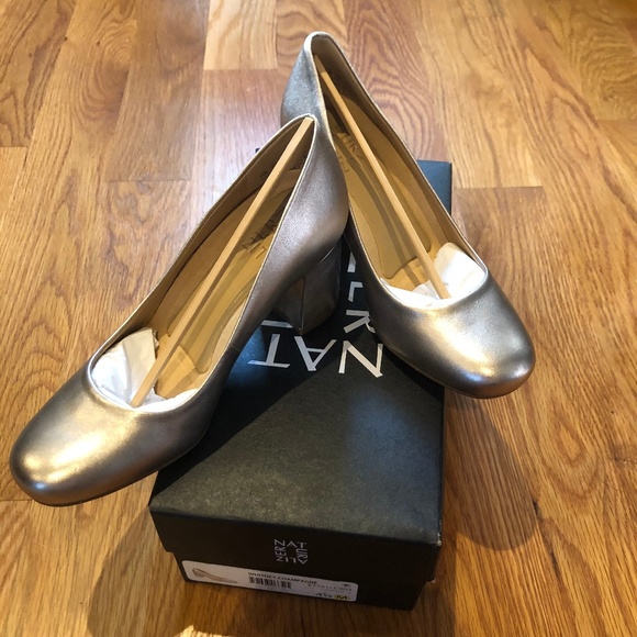naturalizer whitney pump